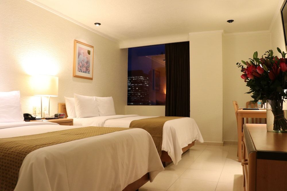 Hotel PF Standard Room - 2 Double Beds 5