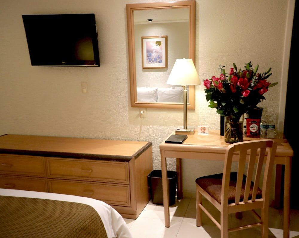 Hotel PF Standard Room - 2 Double Beds 28