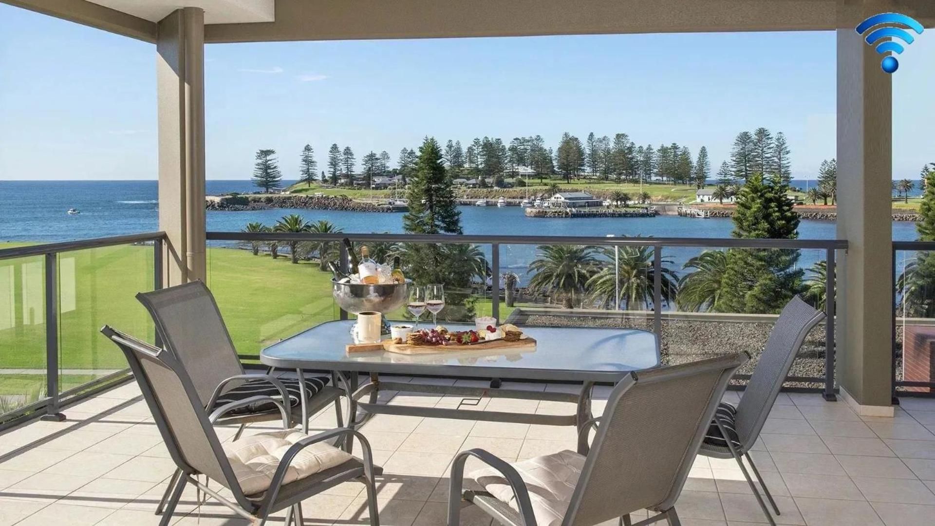 Apartment with Sea View