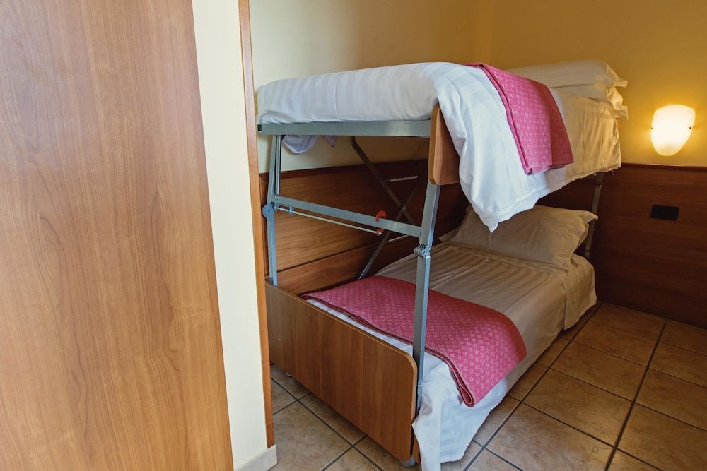 Classic Quadruple Room, 1 Bedroom, Terrace, Mountain View