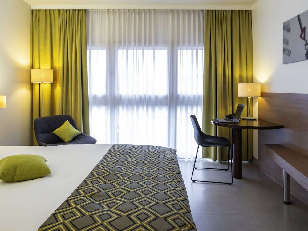 Hotel Mercure Graz City Standard Twin Room 4