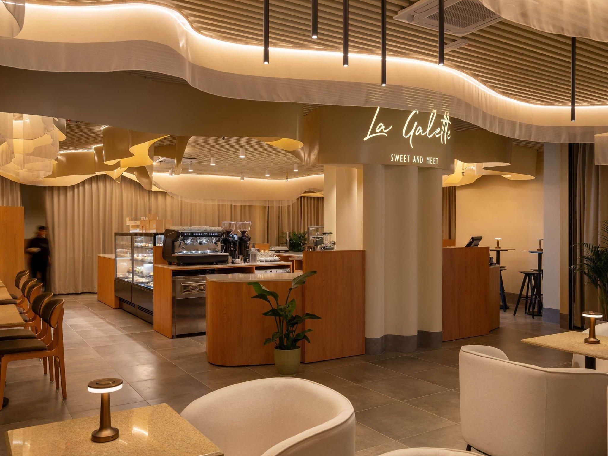 undefined Hotel Pullman Bucharest World Trade Center 9