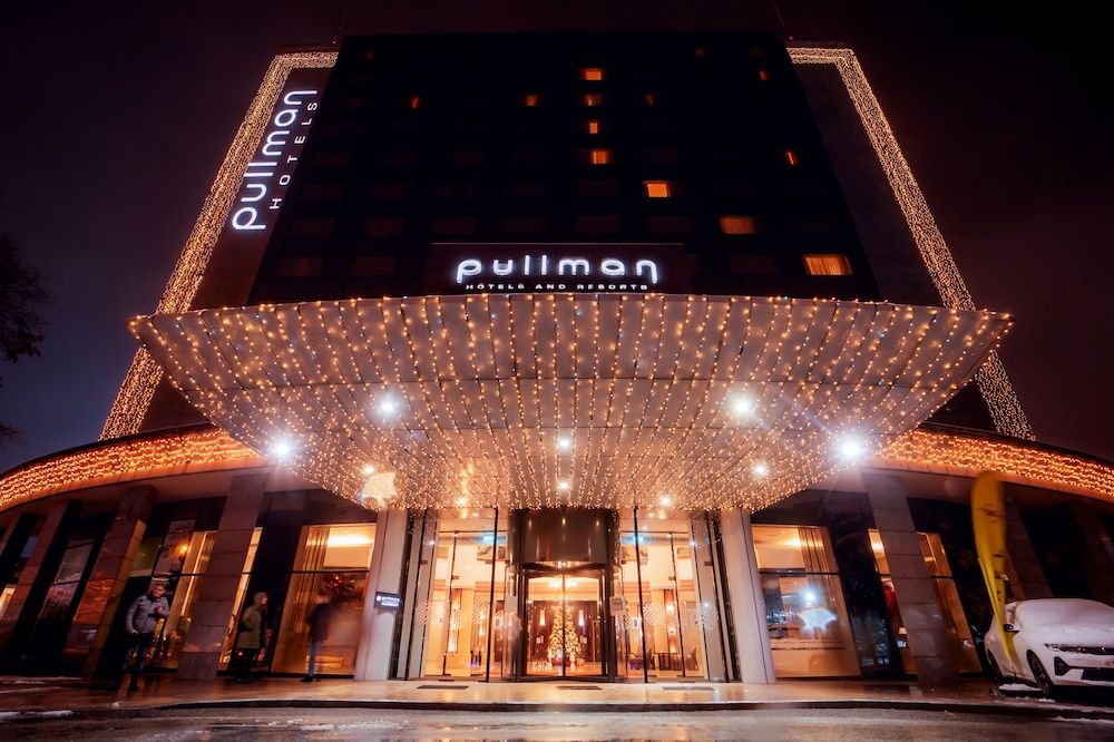 undefined Pullman Bucharest 6
