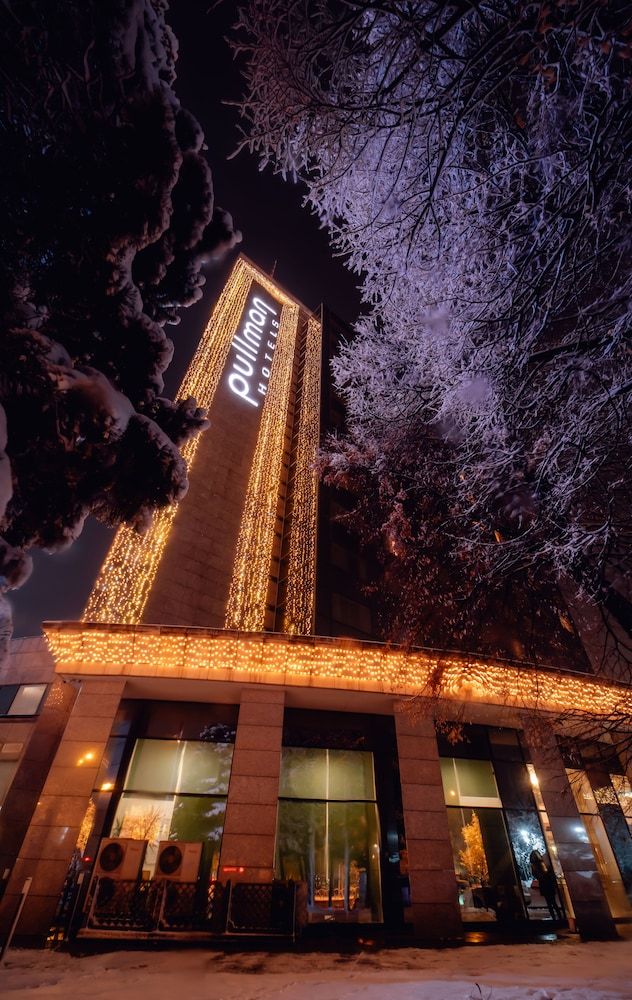 undefined Pullman Bucharest 7