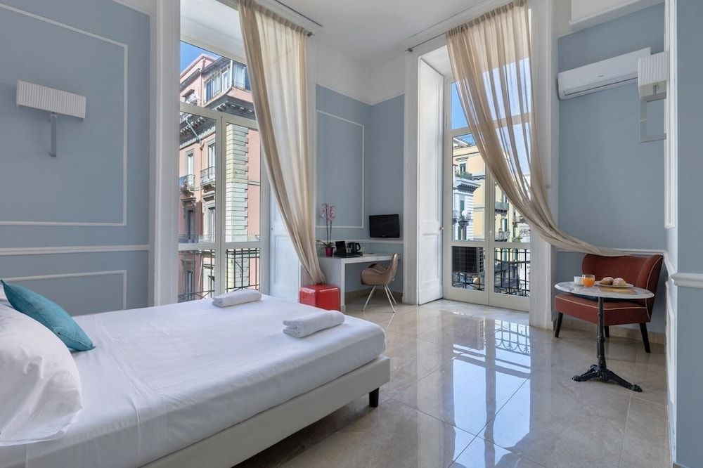 undefined Napolit'amo Hotel Principe 9