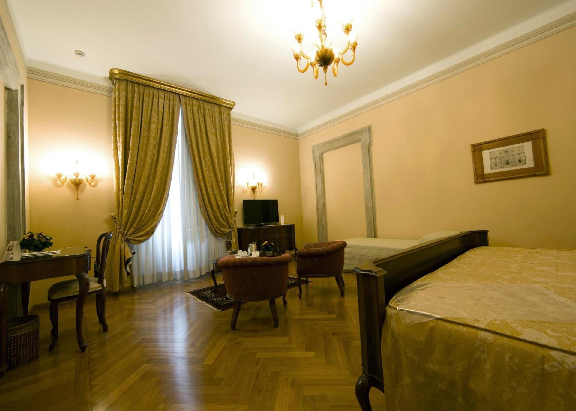 Junior Suite (3 Adults)