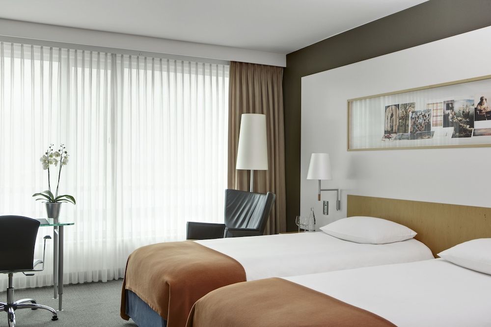 Steigenberger Airport Hotel Amsterdam Superior Room (Plus)