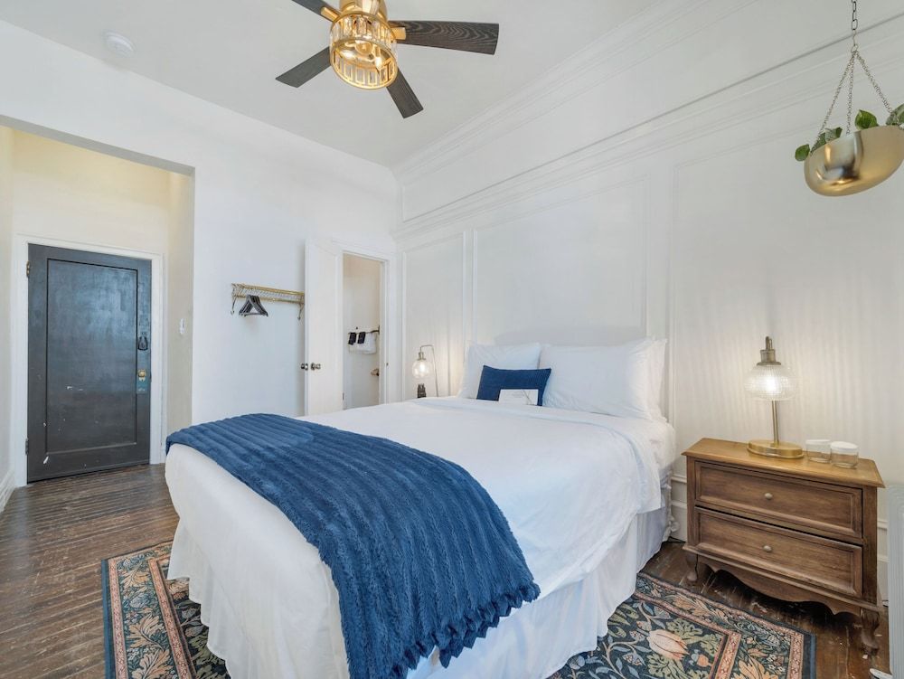 The Historic Grand Canyon Hotel Queen - Room 8 2