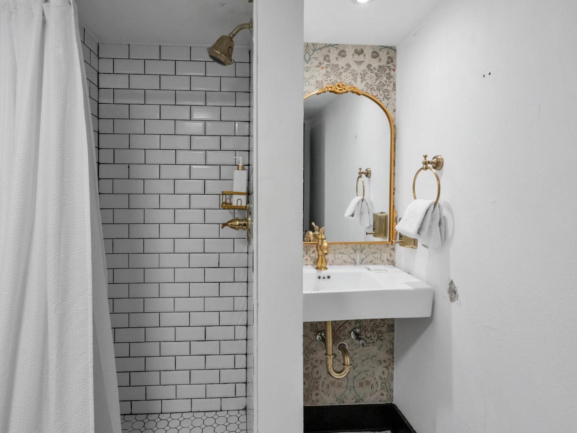 Economy Double or Twin Room