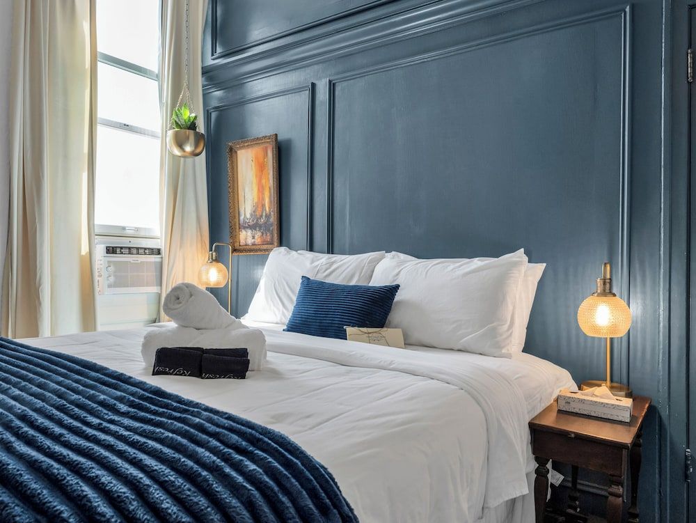 Two Room Double Queen - Suite 9