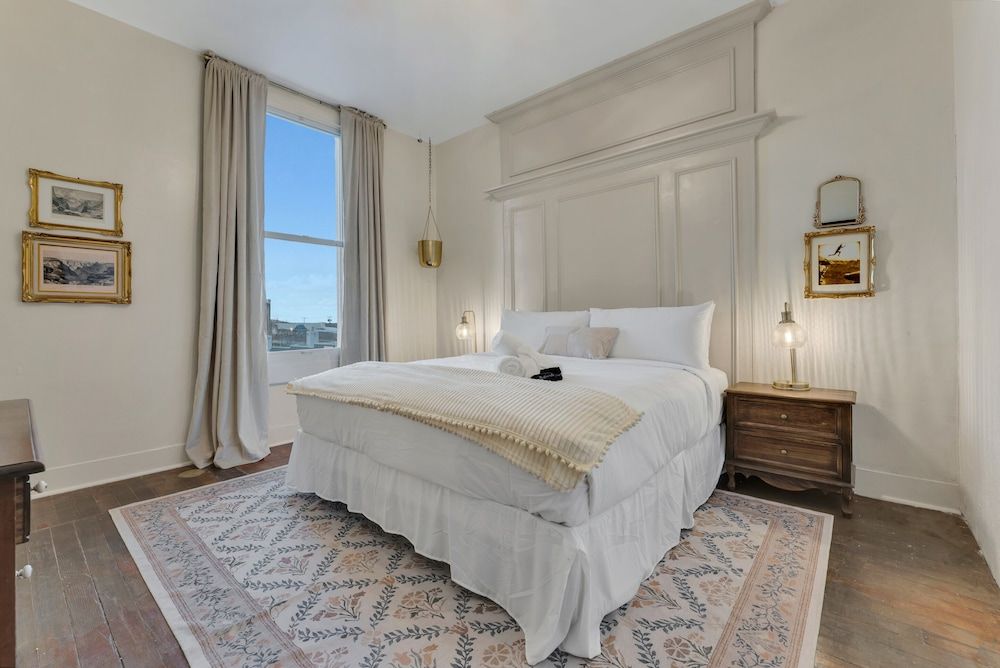 Two Room King and Queen - Suite 15