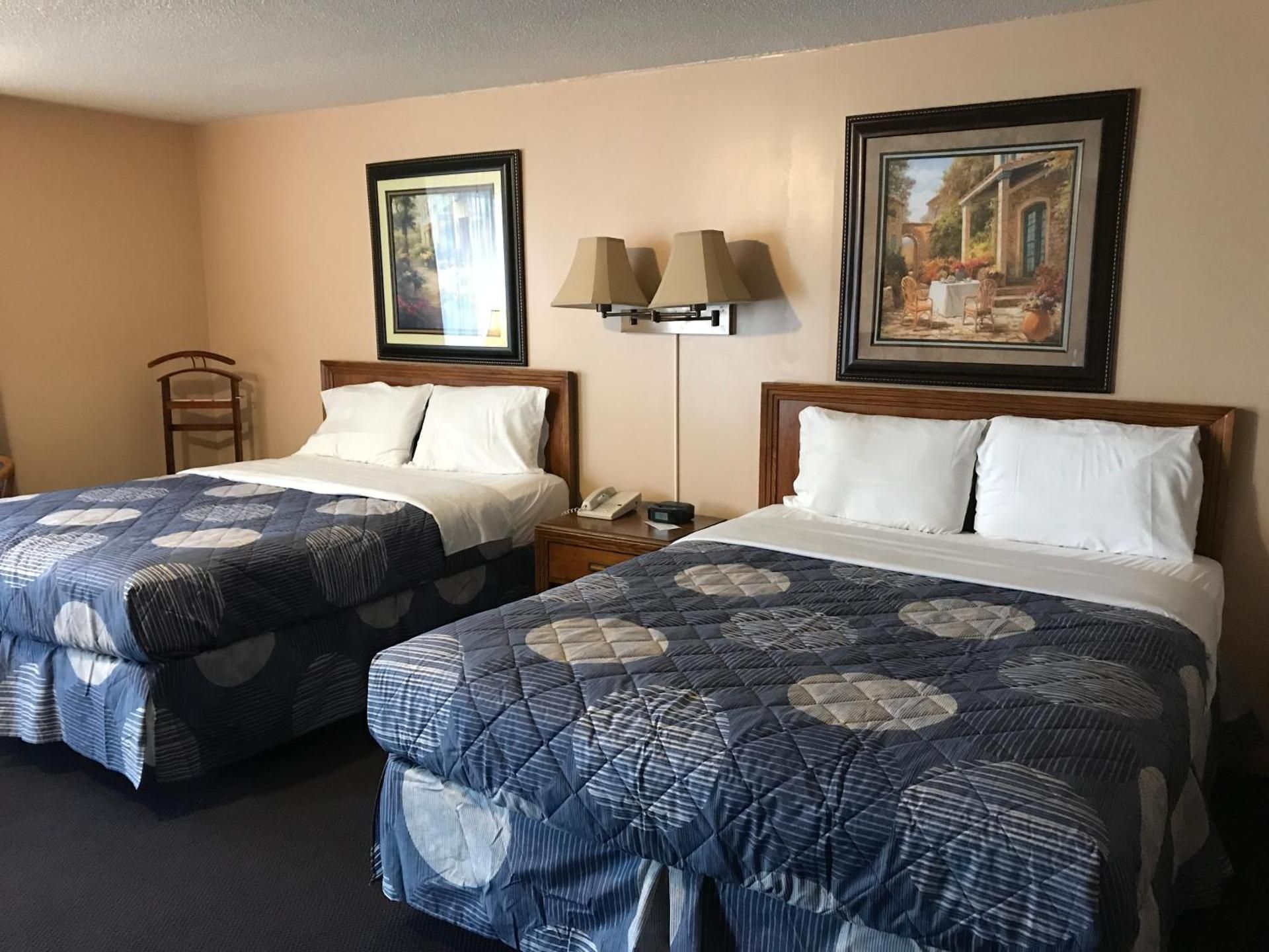 Queen Room with Two Queen Beds - Non-Smoking