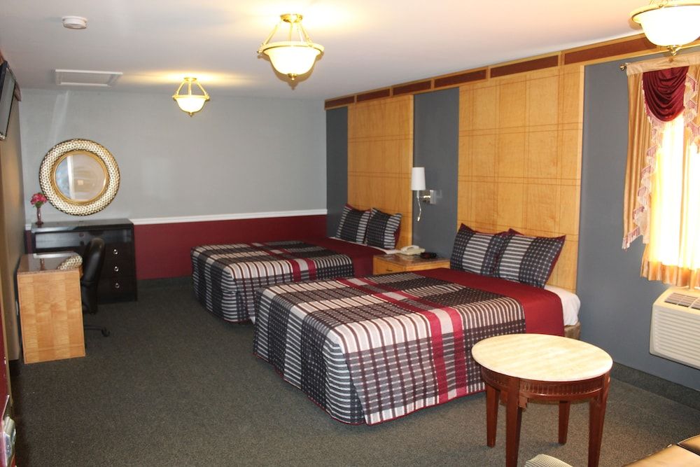 Liberty Inn Atlantic City Superior Double Room, 2 Queen Beds, Non Smoking 4