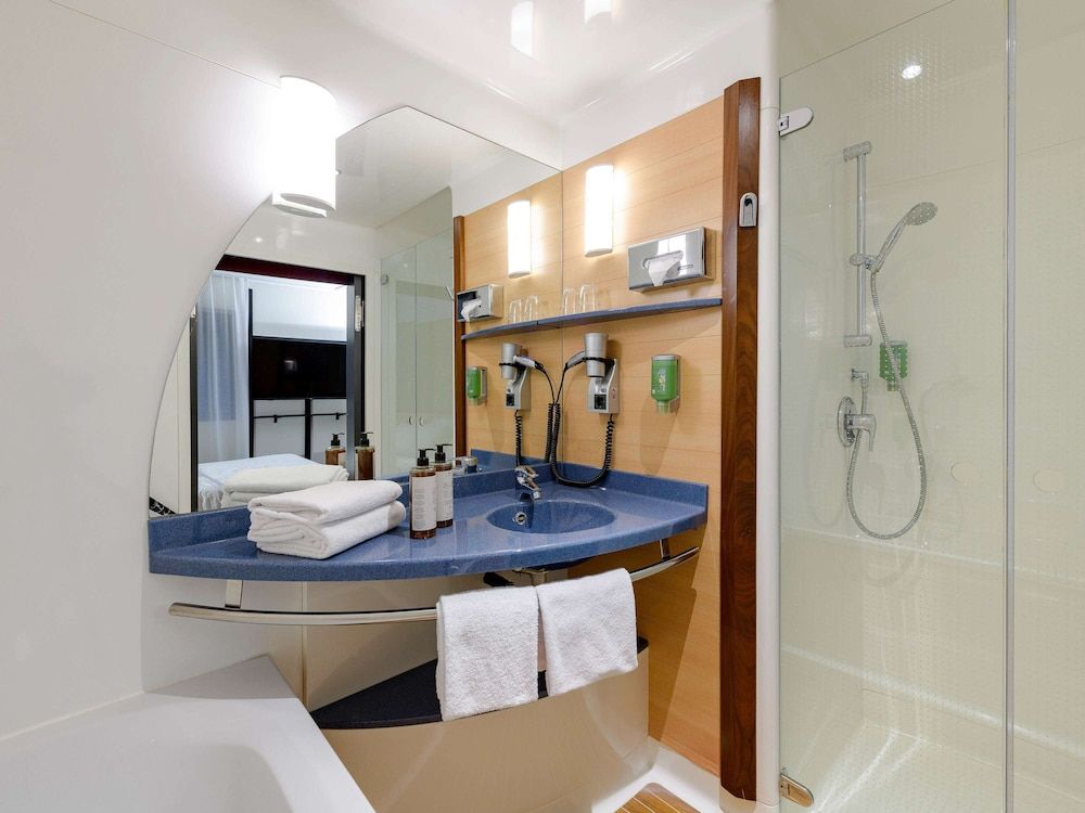 Novotel Suites München Parkstadt Schwabing Superior Suite, 1 Double Bed with Sofa bed 6