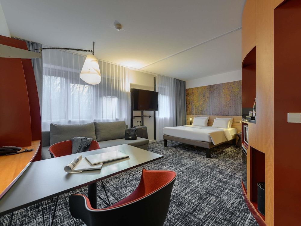 undefined Novotel Suites München Parkstadt Schwabing