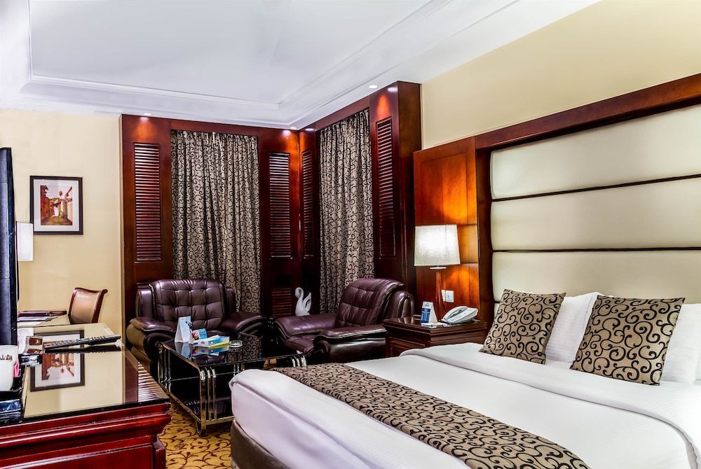 Days Inn by Wyndham Hotel Suites Amman Classic Room, 1 King Bed 2