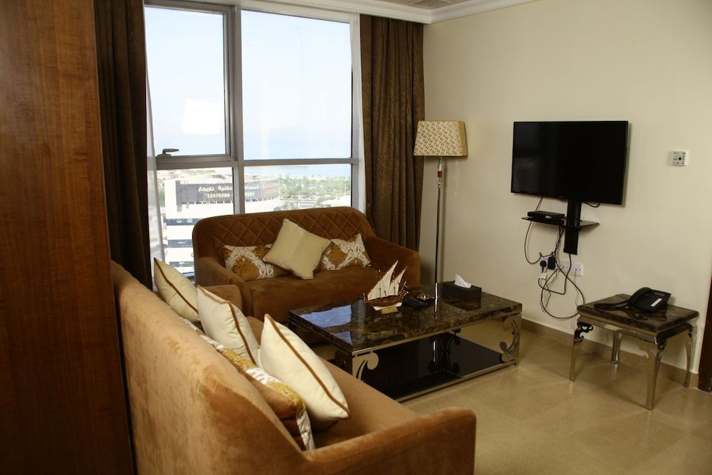 undefined Laguna Hotel Suites 2