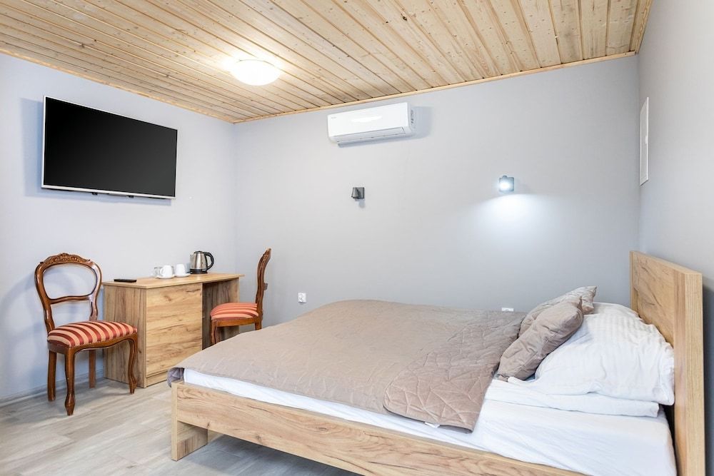 undefined Royal Residence 5