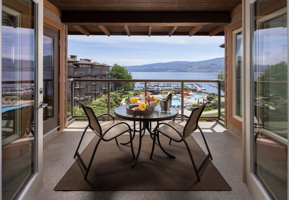 The Cove Lakeside Resort Suite, 2 Bedrooms, Lake View 7