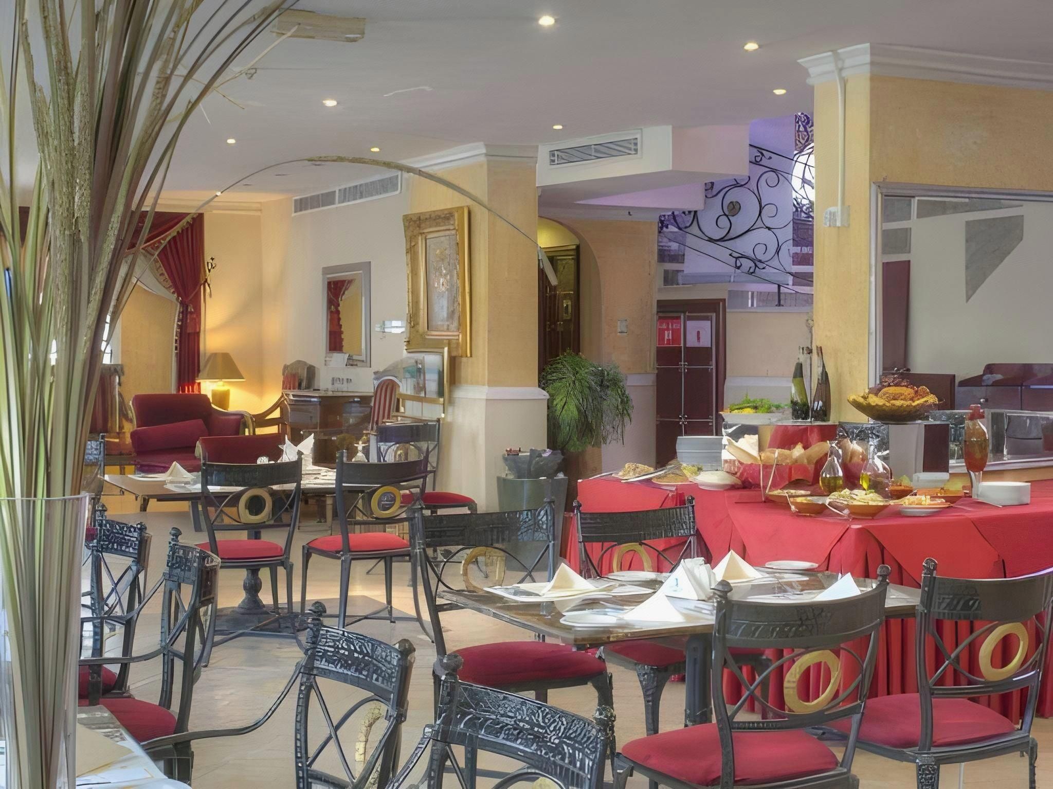 undefined Al Maha Regency Hotel Suites 7