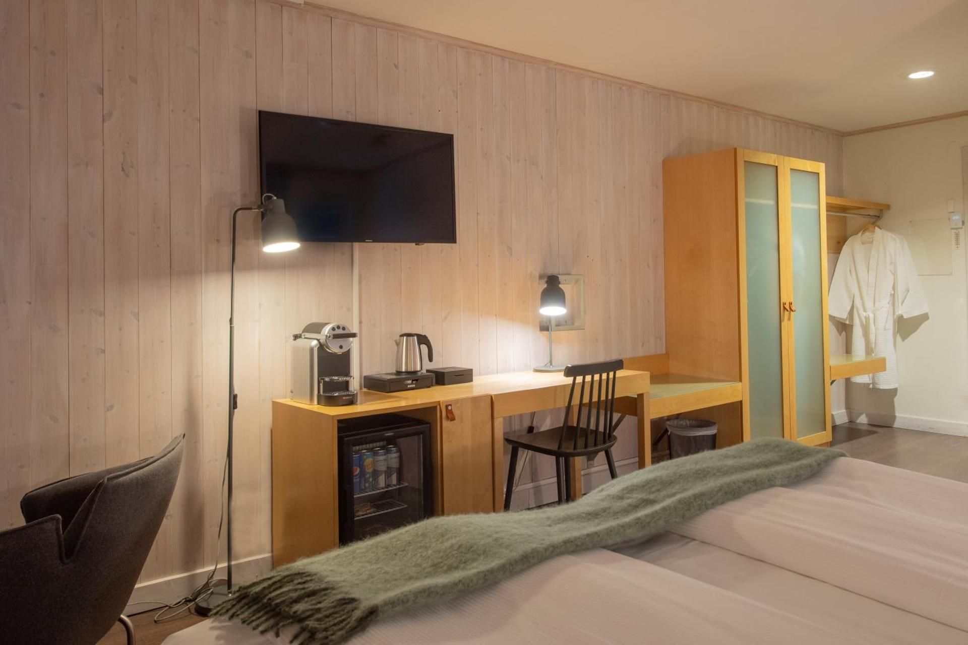 Ice Hotel Deluxe Room