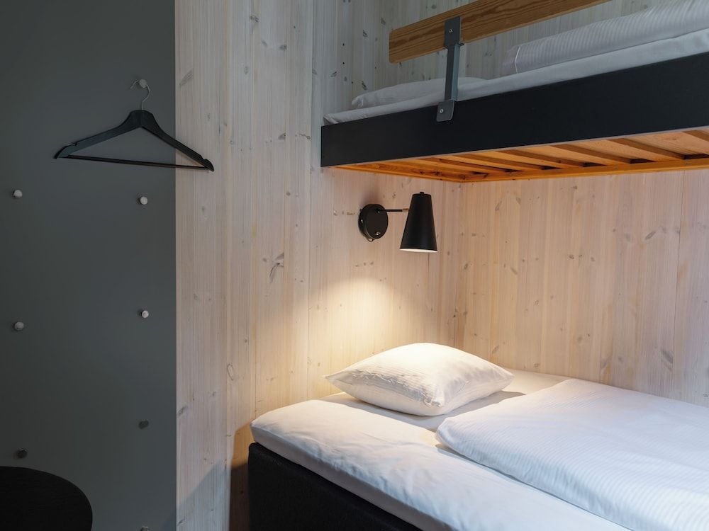 Ice Hotel Cabin (Arctic) 2