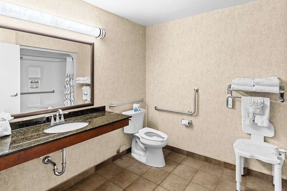 Heartland Inn & Suites, SureStay Collection by Best Western Standard Room, 1 Queen Bed, Accessible, Refrigerator & Microwave (Walk-in Shower;with Sofabed) 3