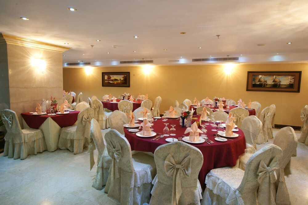 undefined Roshan Al Azhar Hotel 8