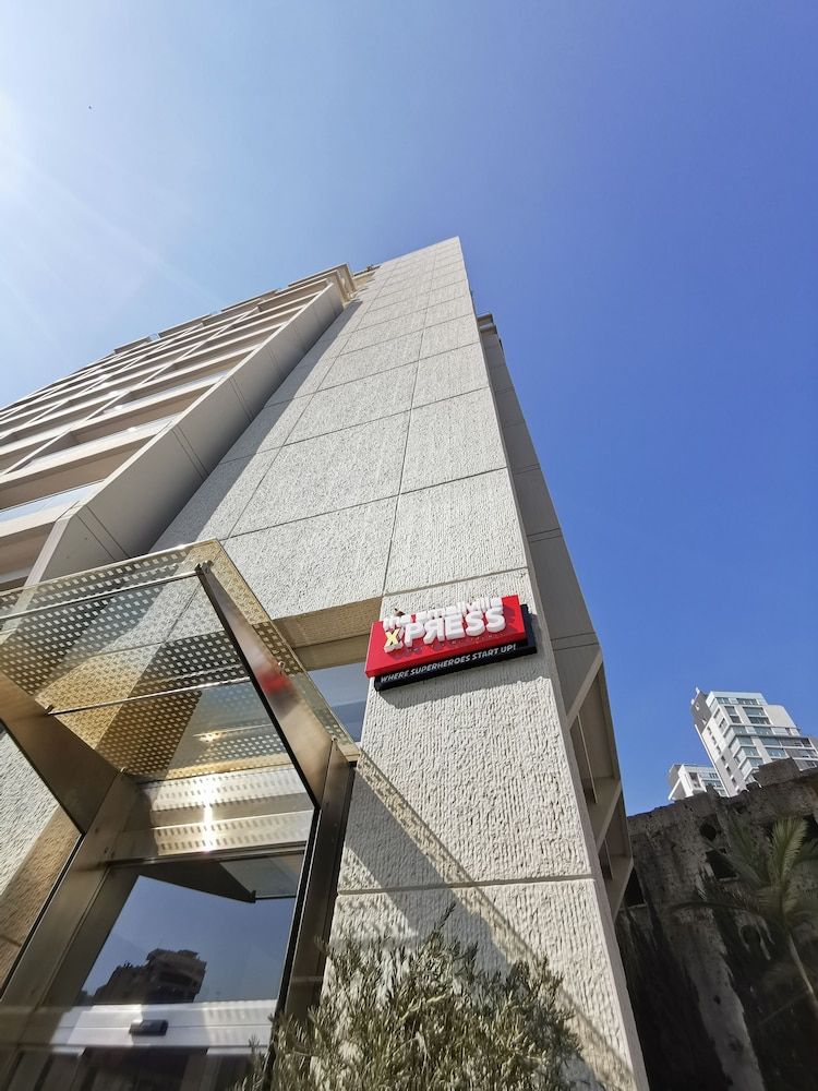undefined The Smallville Xpress Hotel 6