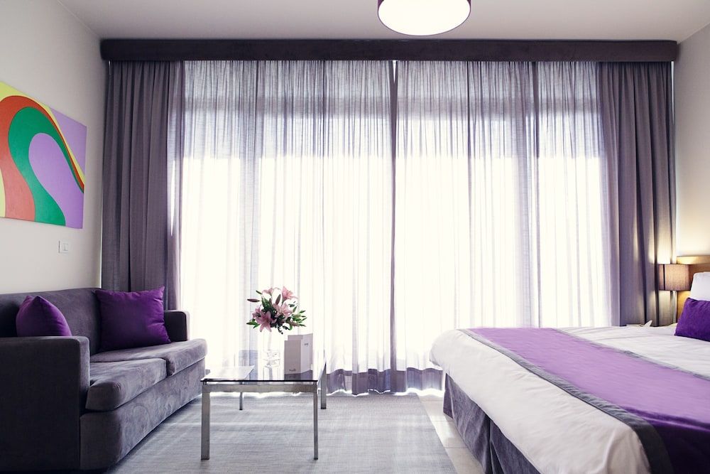 undefined The Smallville Xpress Hotel 3