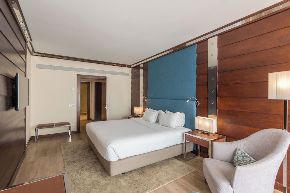 Suite, Ocean View