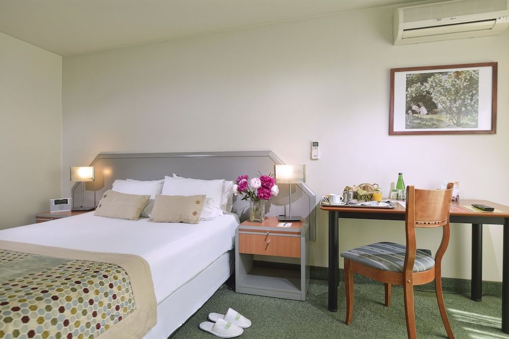 undefined Eurotel El Bosque 3