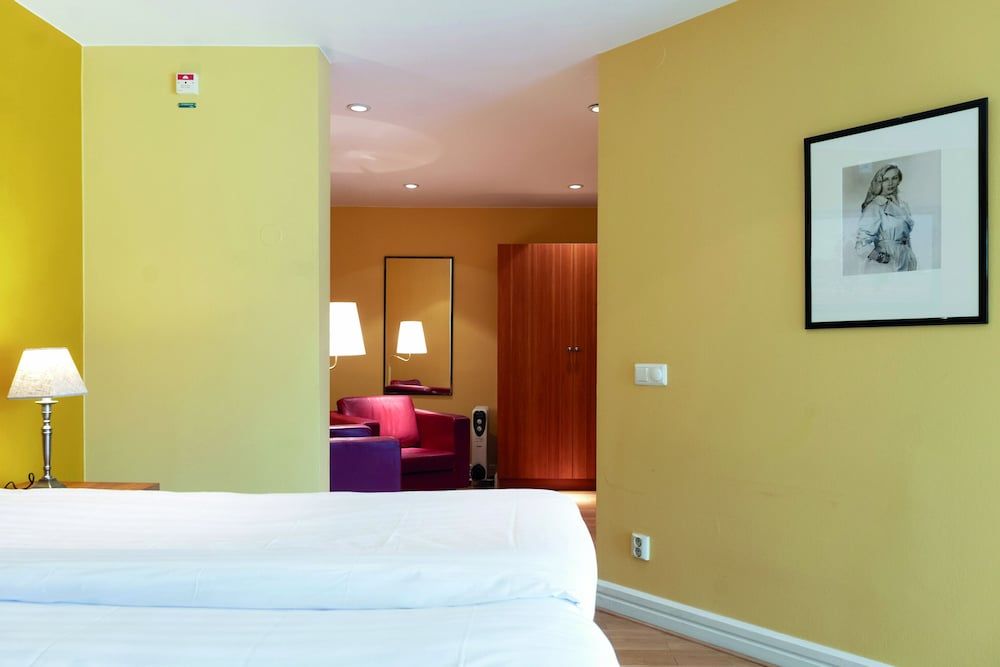 Hotel Bishops Arms Lund Deluxe Twin Room 2