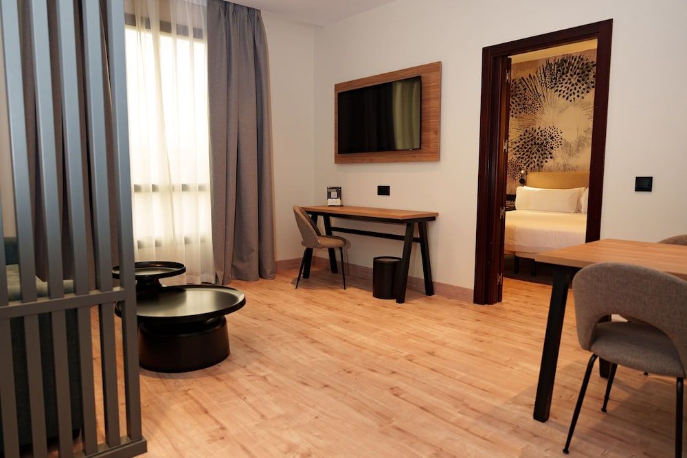 Hotel Sercotel Princesa de Eboli Junior Suite (2+2) 7