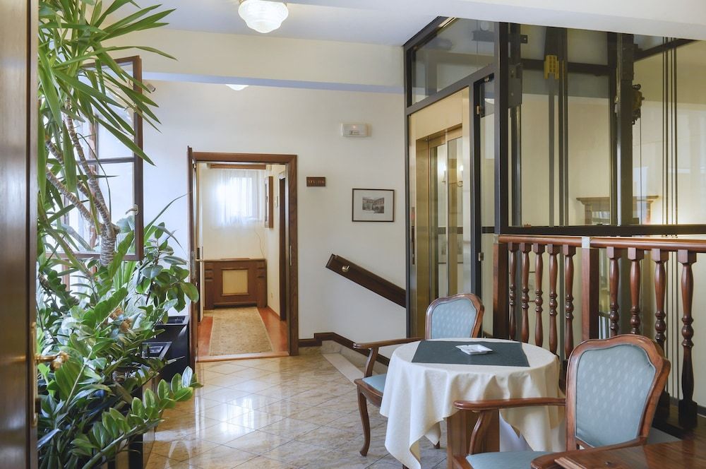 Grand Hotel Praha Superior Room 11