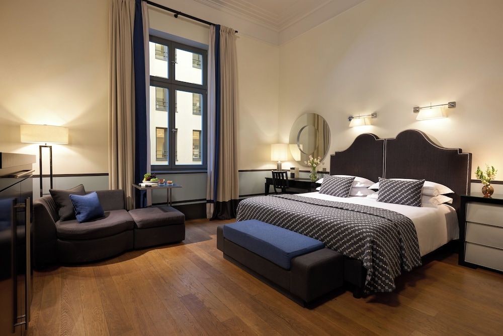 Deluxe Room, Courtyard View