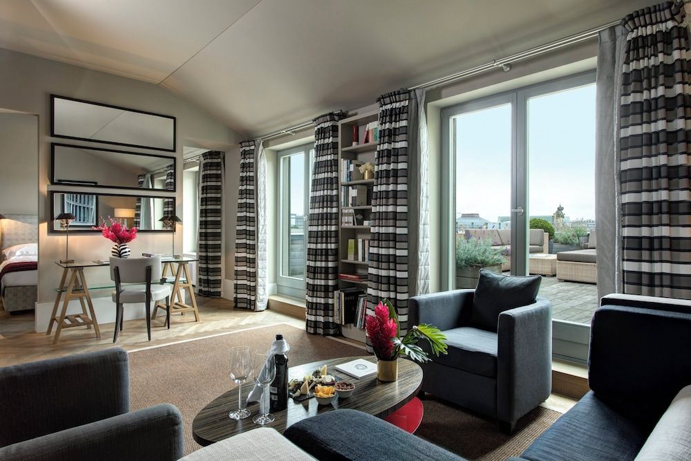 Suite, Terrace