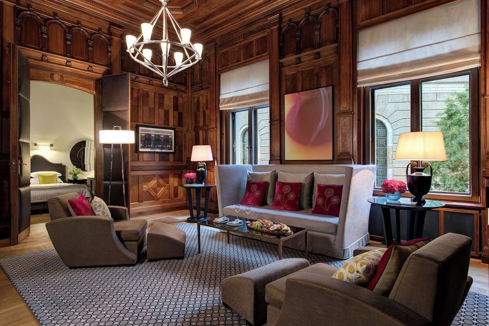 Suite (Historic Banker)