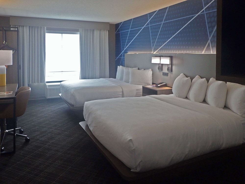 Room, 2 Queen Beds, Accessible, Non Smoking
