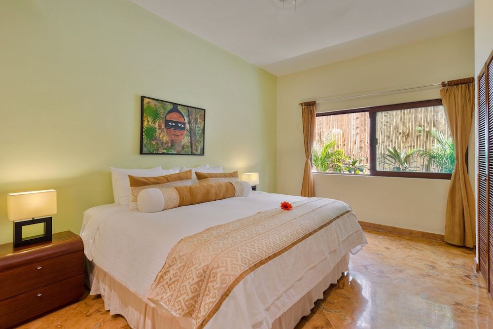 Porto Playa Condo Hotel & Beachclub Exclusive Condo, 1 Bedroom 4