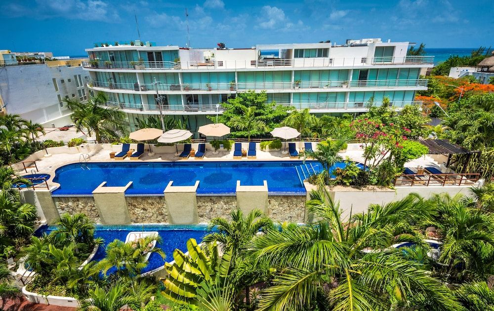 undefined Porto Playa Condo Hotel & Beachclub 3