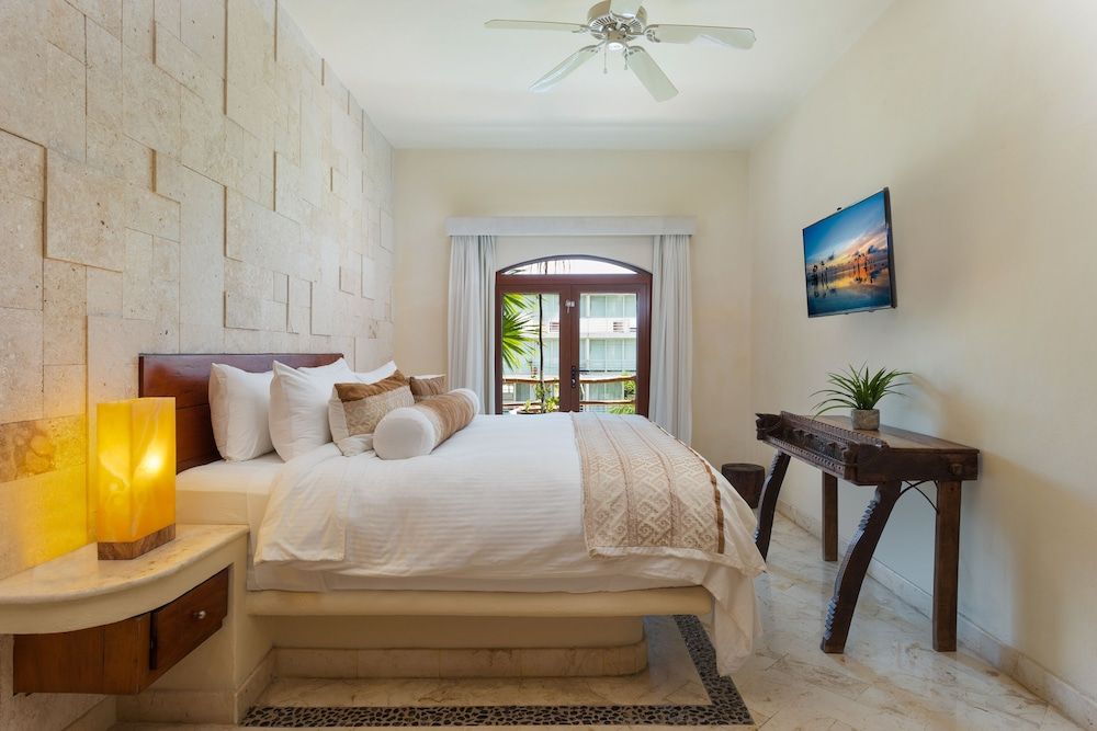 Porto Playa Condo Hotel & Beachclub Exclusive Penthouse, 2 Bedrooms, Terrace 2