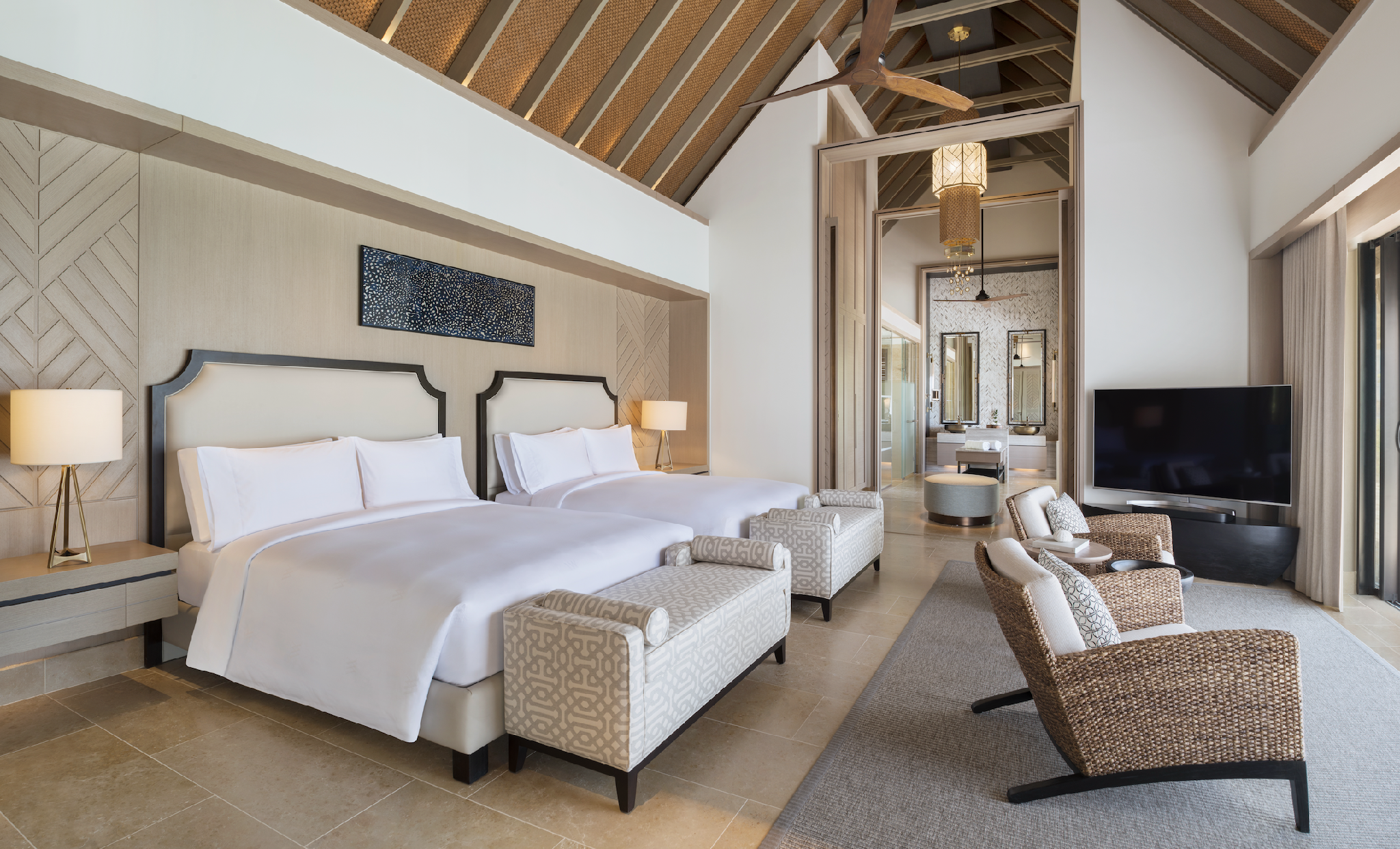Two Queen Bedded Grand Reef Villa with Pool