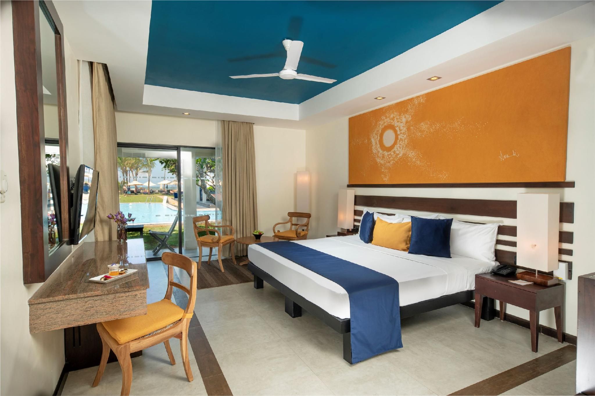 Superior Pool Access Room