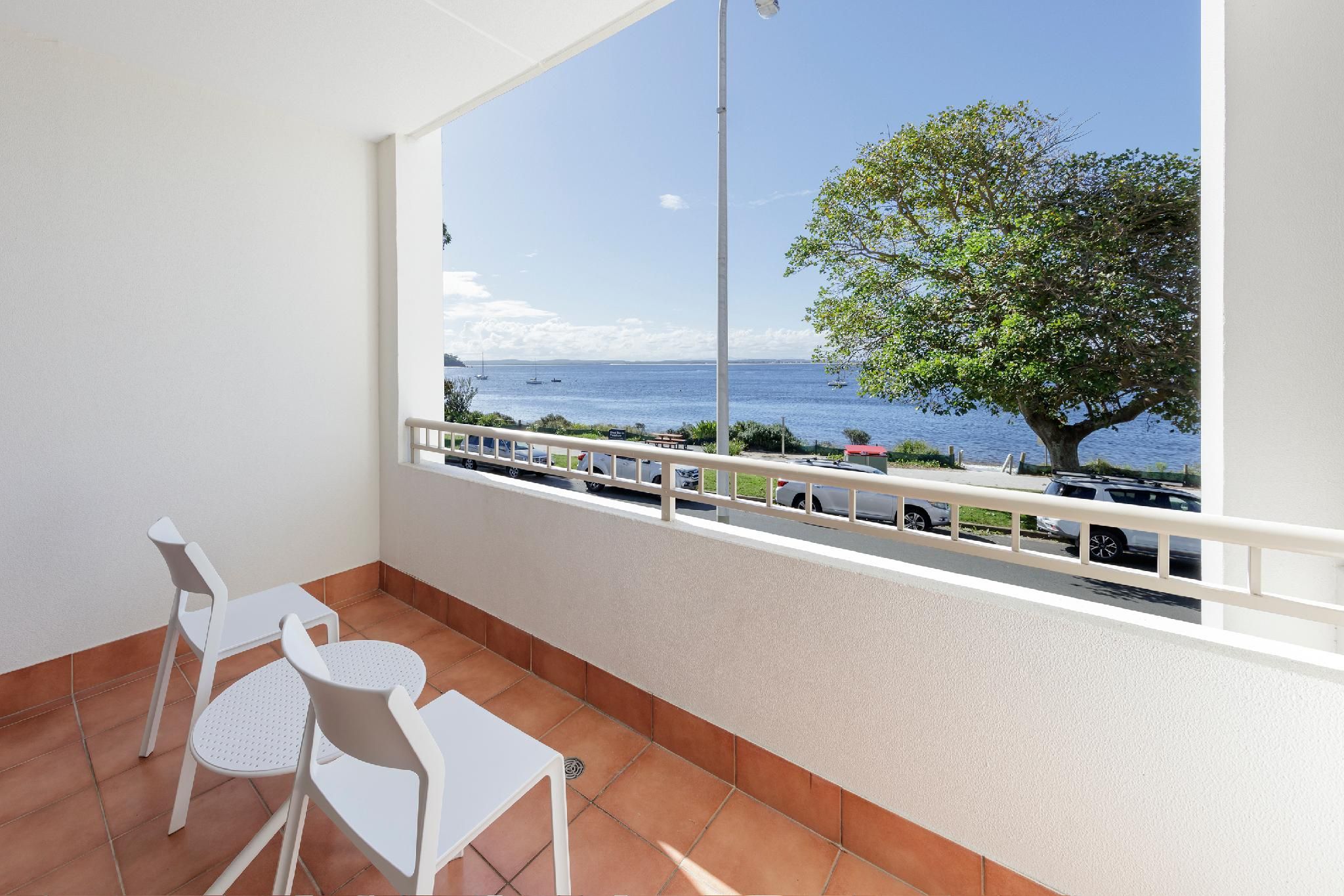 1 Bedroom Deluxe Beachfront