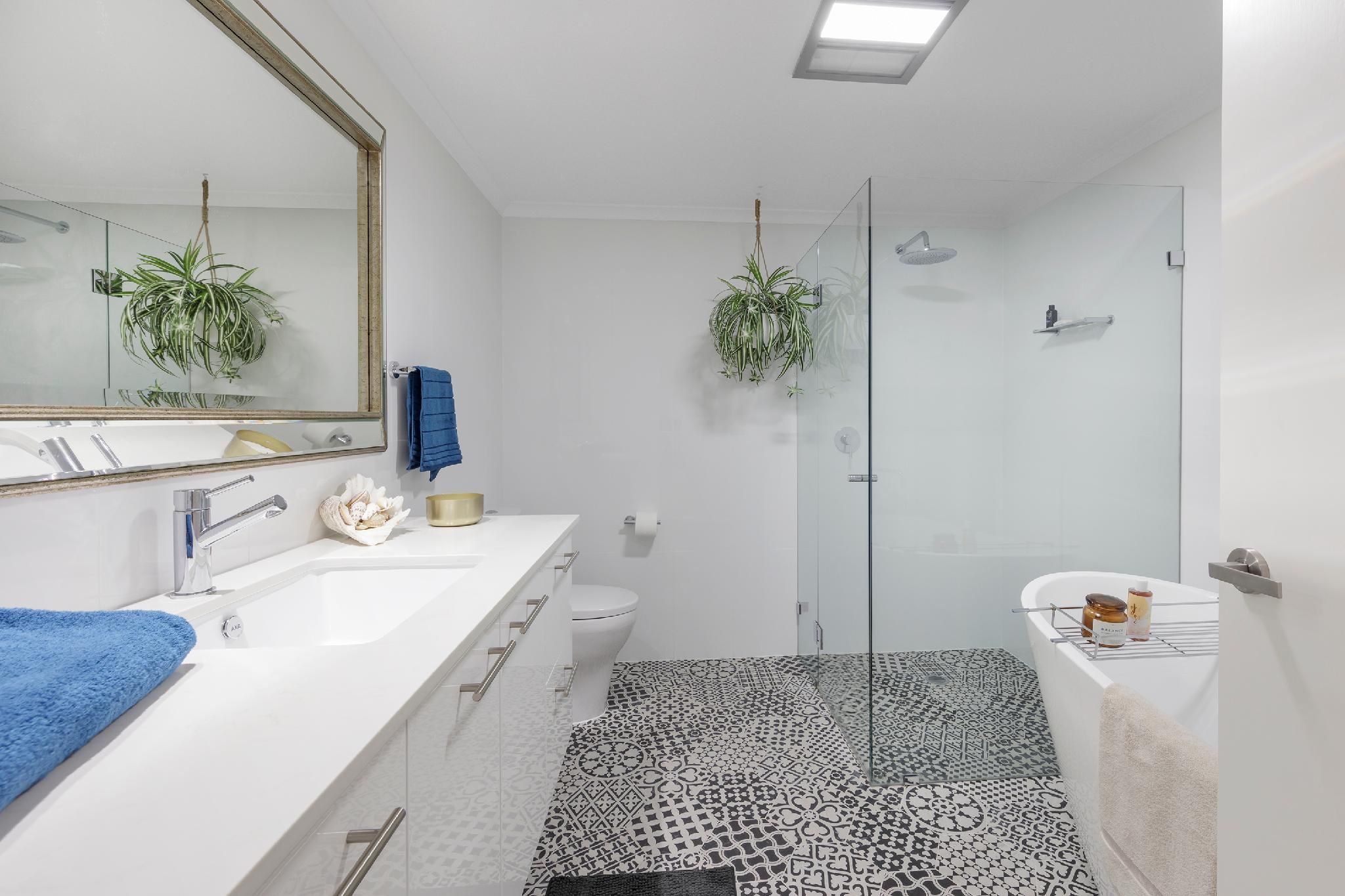 3 Bedroom Deluxe Bayview