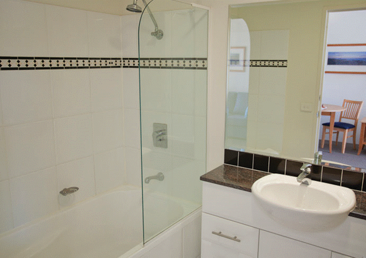 1 Bedroom Deluxe Waterview