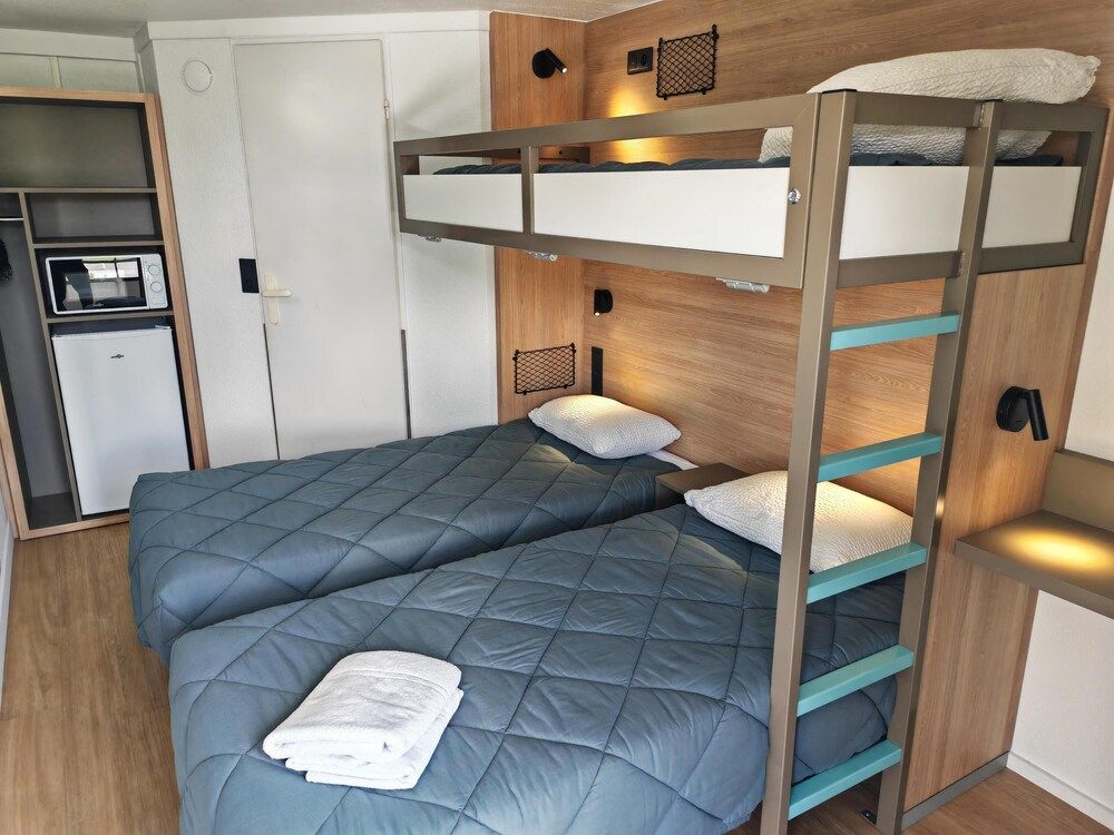 Standard Room, 3 Twin Beds