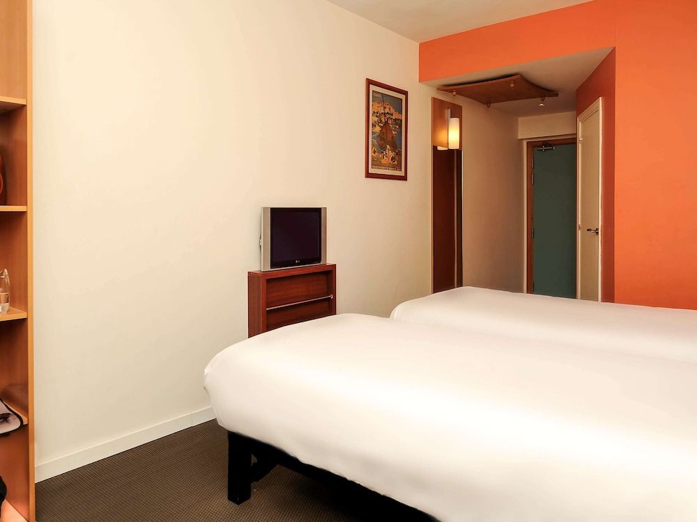 undefined ibis Marrakech Palmeraie Hotel 10