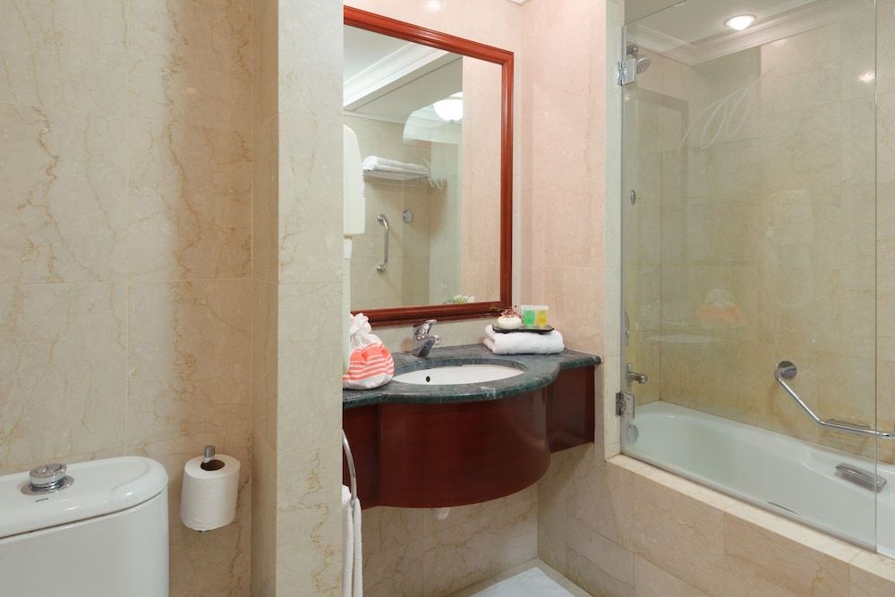 U Magic Palace Hotel Superior Room, Balcony, Pool View 5